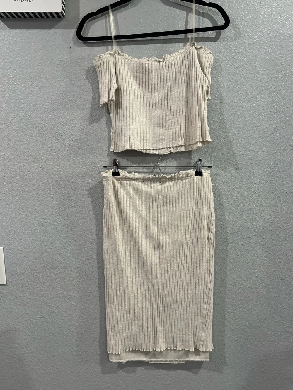 Casual Cream Ribbed Midi-Skirt Set Women's - Picture 4 of 4
